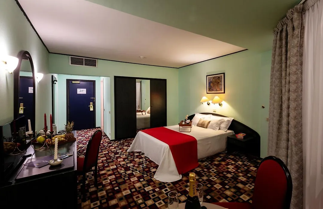 Hotel Mara-1