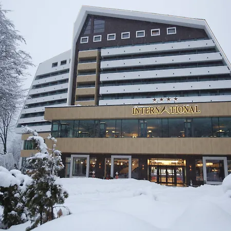Hotel International-2